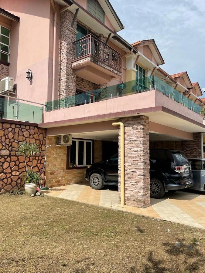 Homestay D' Sepangar Hills Kota Kinabalu Extérieur photo